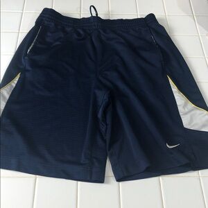 Nike basketball shorts men’s size L  drawstring Y2K logo blue